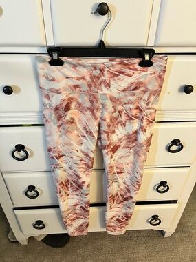 Old Navy Multicolor Marble Print Leggings - White & Rust